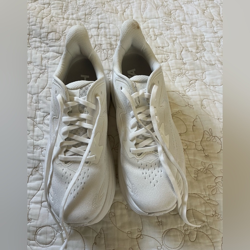 Hoka Clifton 10 Sneakers